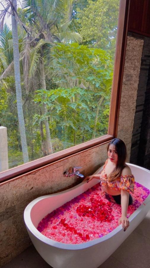 Nirankara Private Pool Villa - By Ubud Paradise Dış mekan fotoğraf